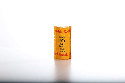 Kodak T-Max 400 Black and White Negative Film (120 Roll Film, 1 Roll)