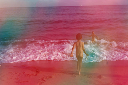 Dubblefilm Jelly 200 Color 35mm film with multicolored gradients creating unique image quality; expect surprising results.