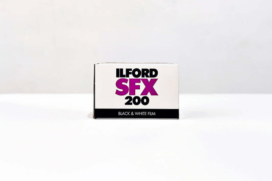 Ilford SFX 200 Black and White Negative Film (35mm Roll, 36 Exposures)