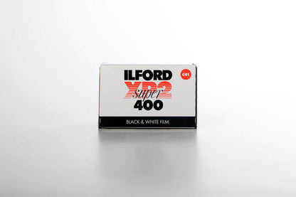 Ilford XP2 400 Black and White Negative Film (35mm, 36 Exposures)