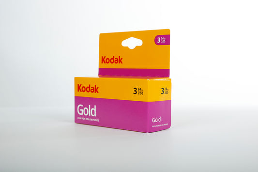 Kodak Gold 200 Color Negative Film (35mm, 24 Exposures 3-Pack)