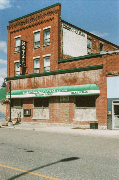 Flic Film Nostalgic 400 Color Negative Film (35mm Roll, 36 Exposures)